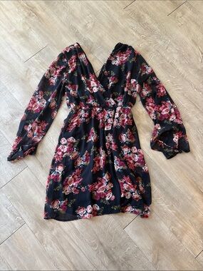 Suzy Shier Black Floral Dress Wedding Guest Size Small
